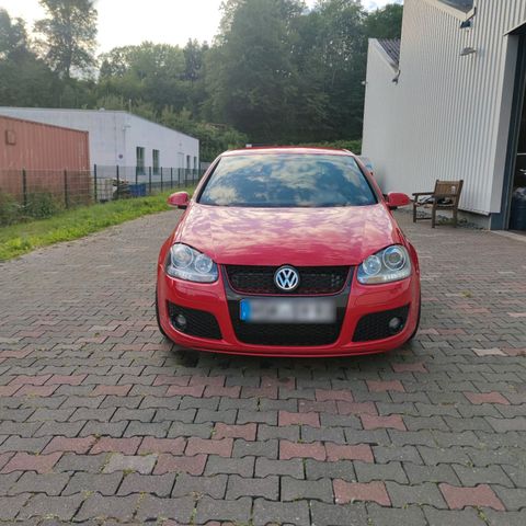 Volkswagen Golf 5GTI in sehr guter Zustand top gepflegt