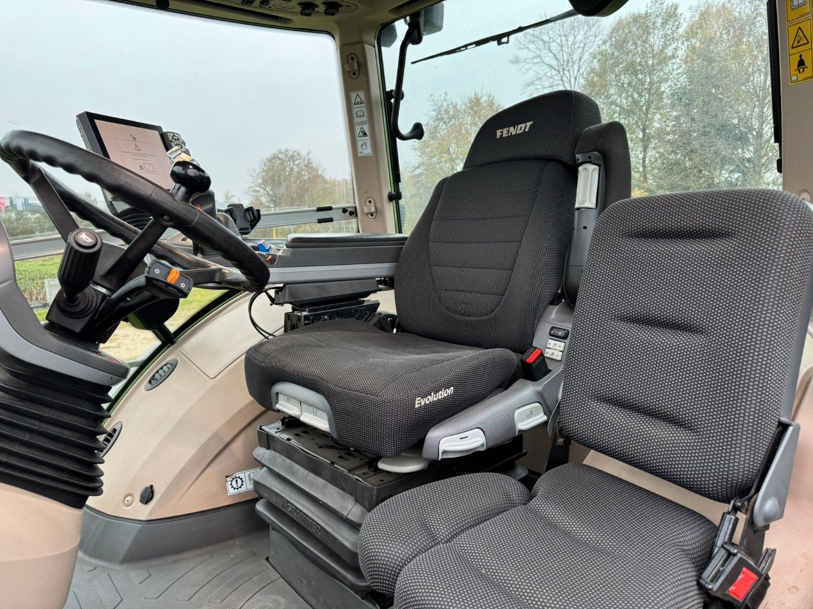 Fahrzeugabbildung Fendt 1042/1050 Vario Schlepper