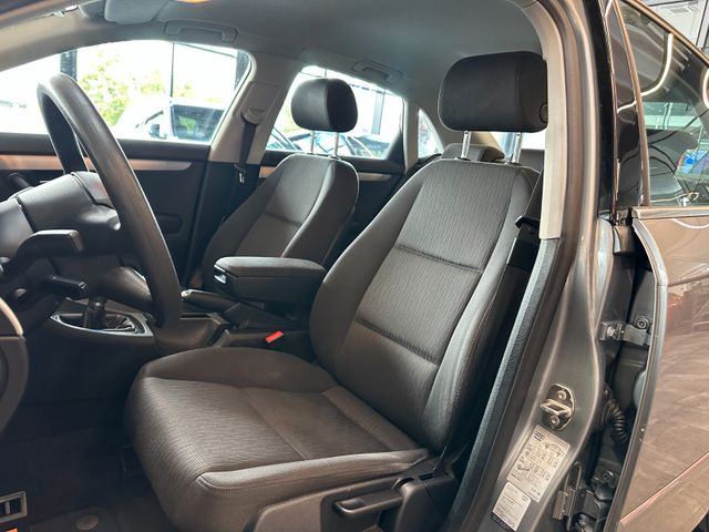 Audi A4 Lim. *TEMPOMAT*KLIMAAUTOMATIK*SitzHZ*