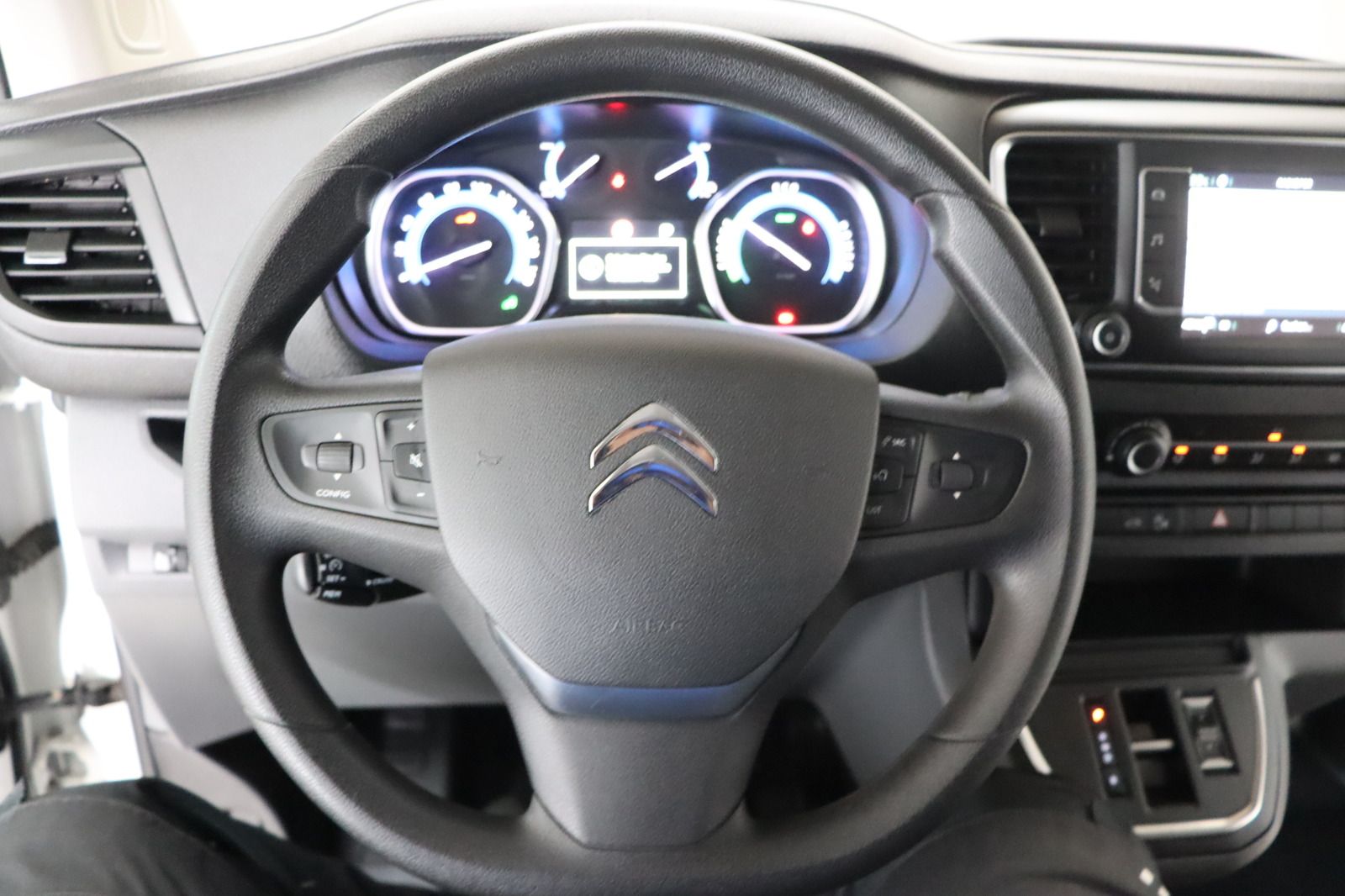 Fahrzeugabbildung Citroën Jumpy Kasten JMY Club L2H1 * el. Schiebetür *