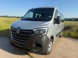 Renault Master - silberne Renault Master