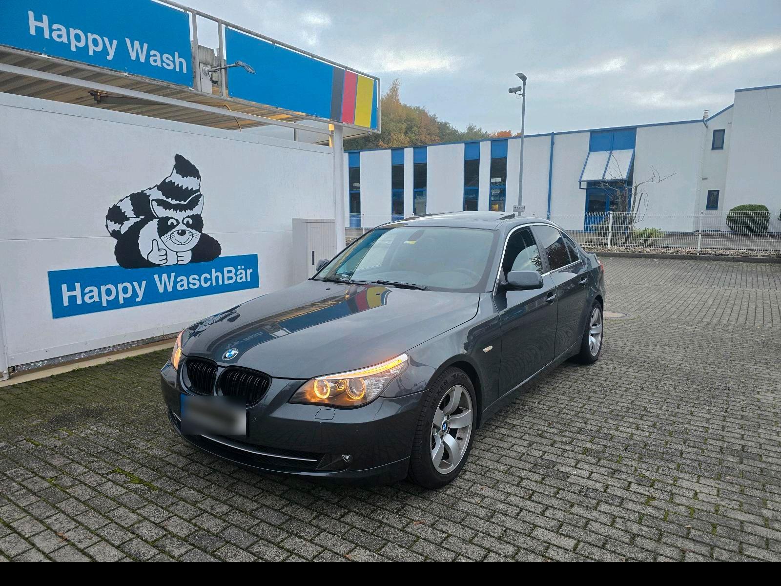 BMW 525