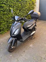 Piaggio 1 Elektro 45 Roller - Angebote