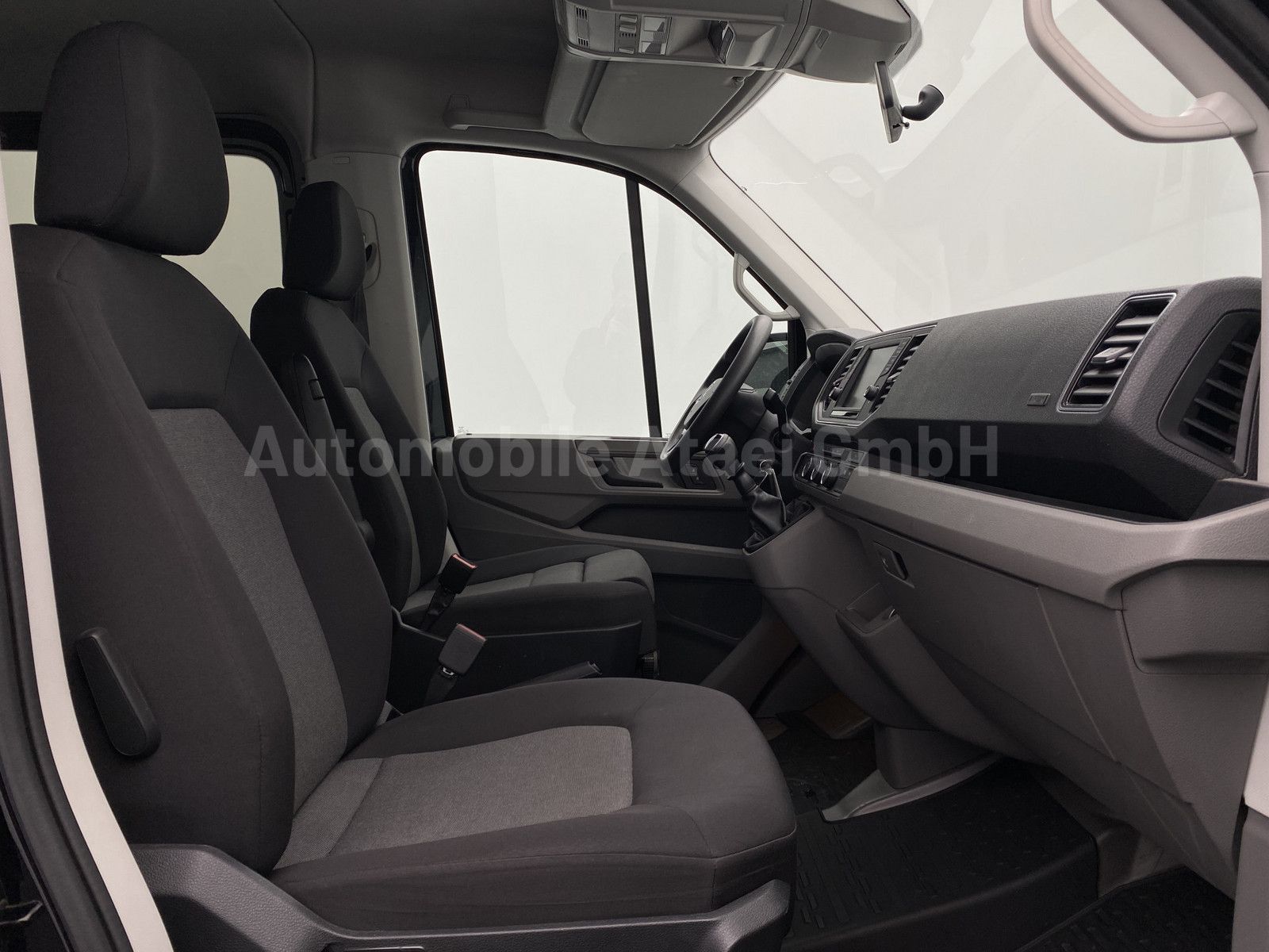 Fahrzeugabbildung Volkswagen Crafter 35 Plus *Mixto+6-Sitze* ACC+KAMERA+LED