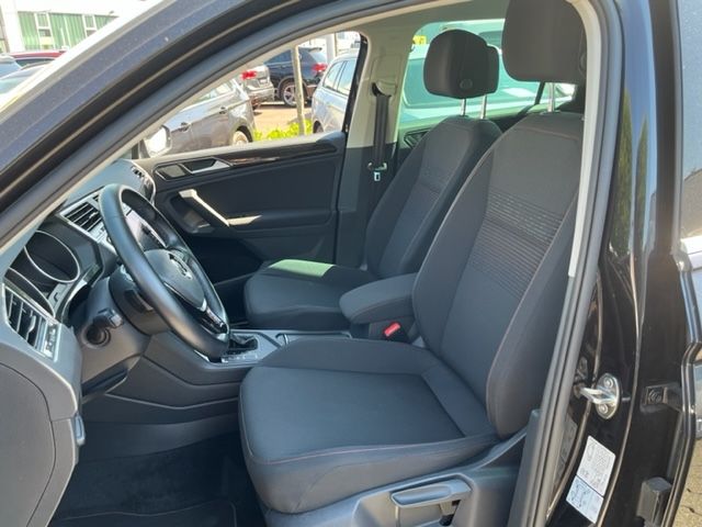 Tiguan 2.0 TDI  Navi,AHK,DSG,PDC,SHZ,Bi-Xenon