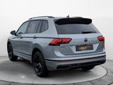 Volkswagen Tiguan Allspace 2.0TDI R-Line DSG 7-Sitzer Navi - Volkswagen Tiguan Allspace: R Line