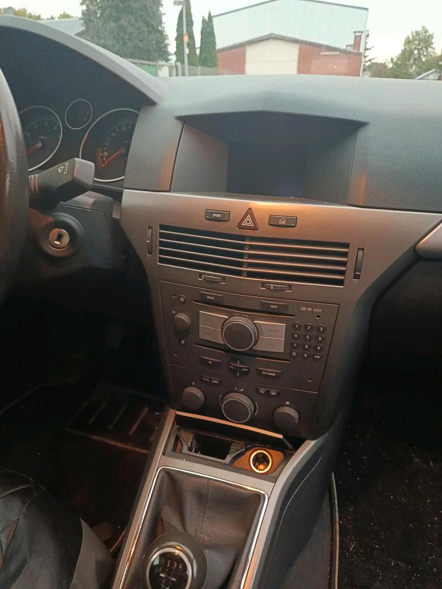 Opel Astra 2007 — photo 6