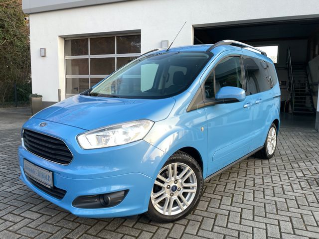 Ford Tourneo Courier 101PS Titanium*SHZ*LED*PDC*FSH*