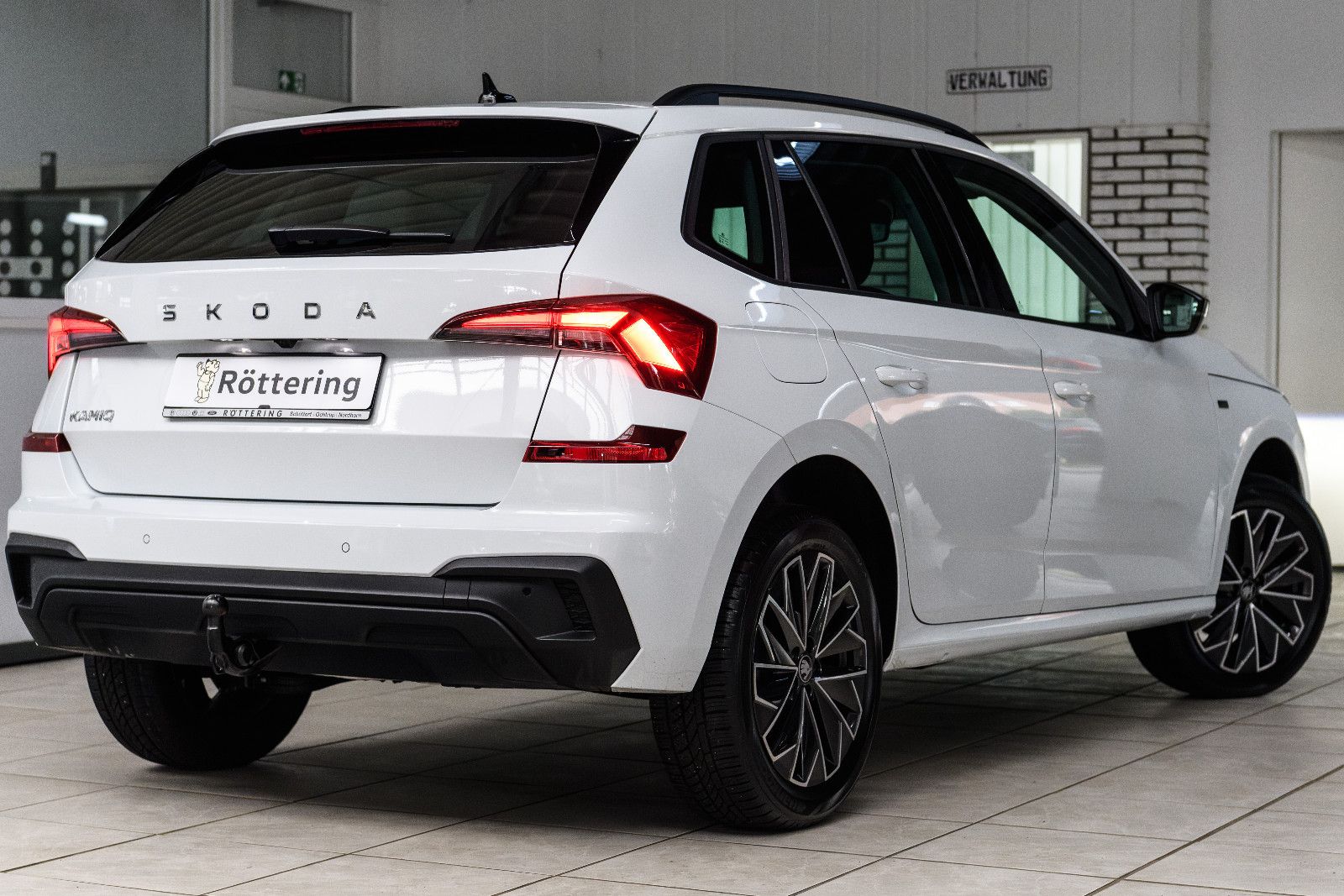 Fahrzeugabbildung SKODA Kamiq TSI Selection +RFK +SZH +LED +AHK