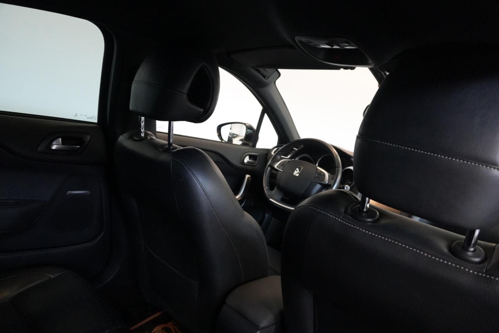 DS Automobiles DS4 Crossback 2.0 Blue-HDi PDC Stz