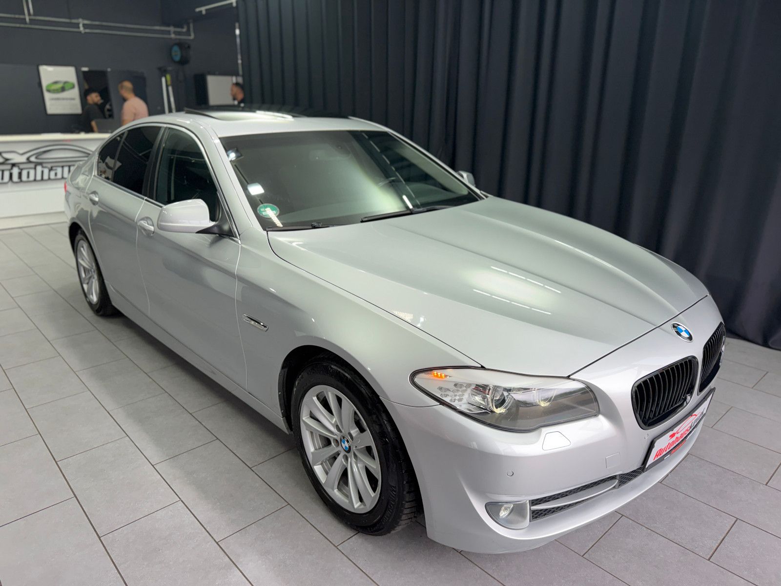 Fahrzeugabbildung BMW 530d Limousine |AUTOMATIK|PANO|NAVI|PDC