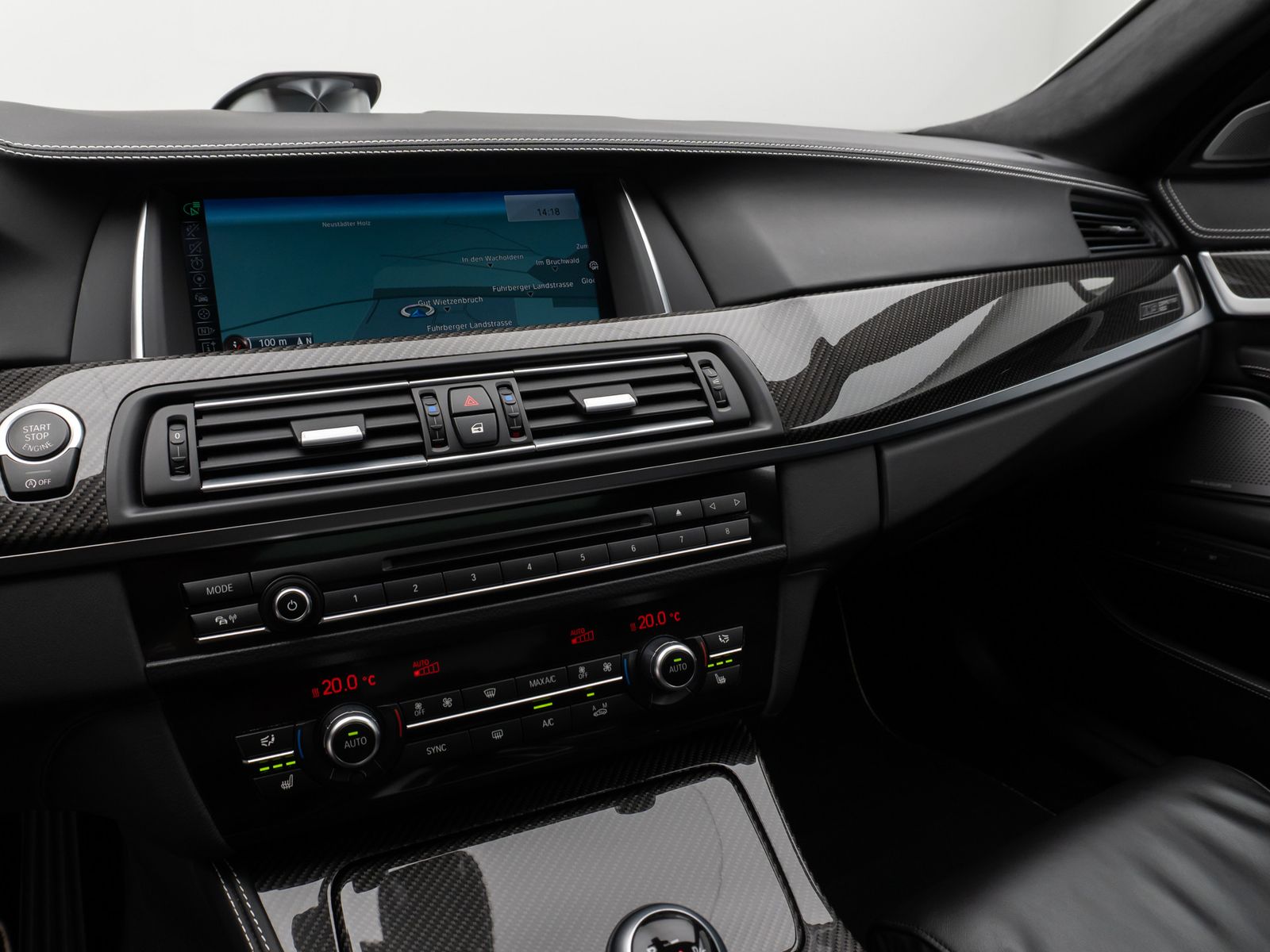 Fahrzeugabbildung BMW M5 Competition Edition 1/200 360°HUD B&O SoftCl