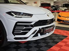 Fahrzeugabbildung Lamborghini Urus (BANG&OLUF/3D-CAM/PANO/MASSAGE/2xTV/STYLE