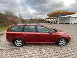 Volvo V70 D Drive Kinetic - Volvo V70: Drive