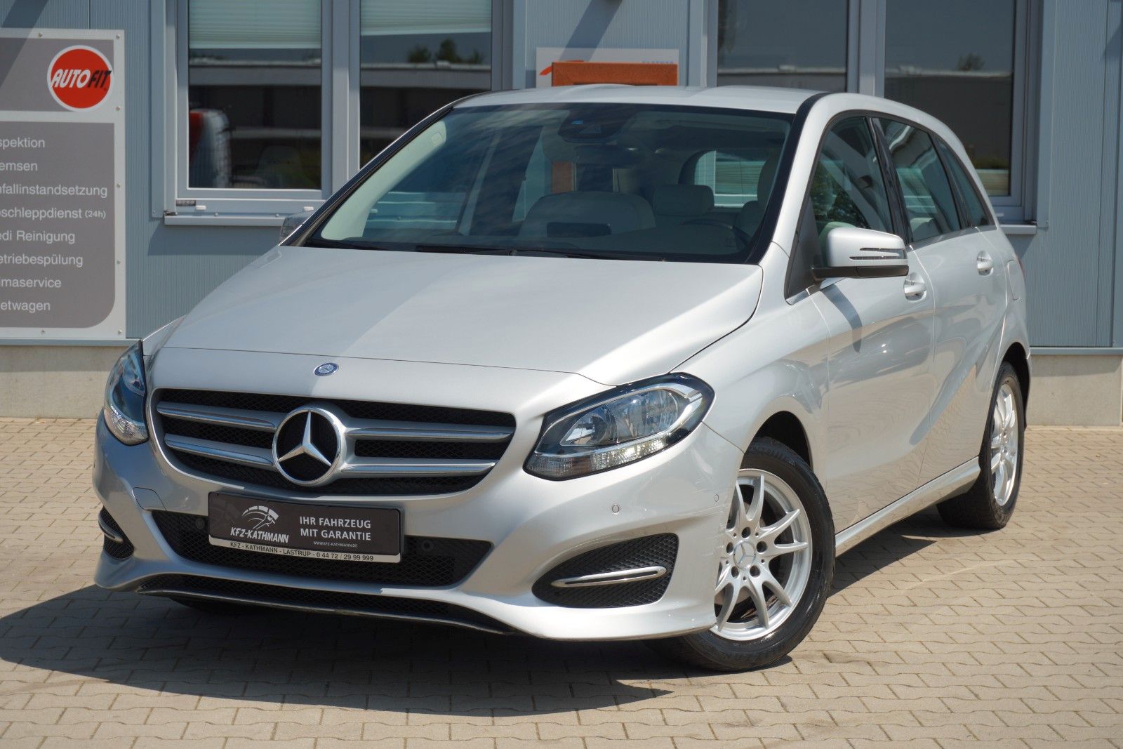 MERCEDES-BENZ B 180 CDI Autom.*Navi*AHK*Klima*Sihzg*PDC*