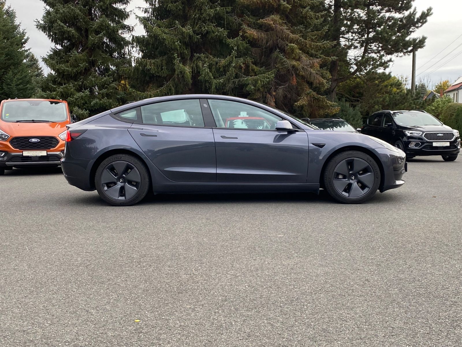Tesla Model 3 RWD+8-fach bereift+Pano+AHK abnehmbar imagem 2