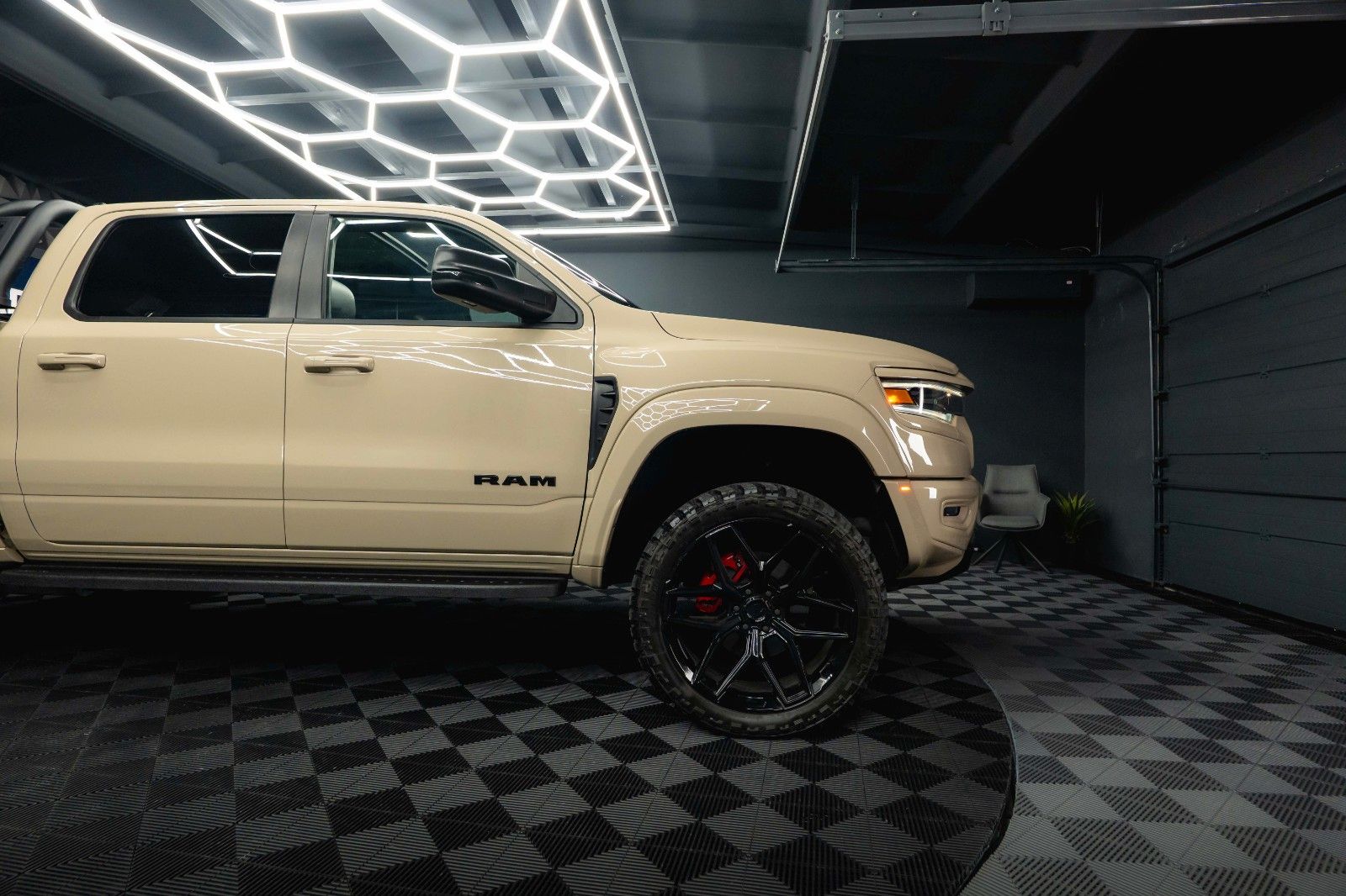 Fahrzeugabbildung Dodge RAM 6.4 V8 TRX SuperCharged 880PS *24 Zoll*Pano*