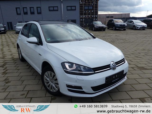 Volkswagen Golf VII Lounge NAVI+PANO+XENON+1HAND