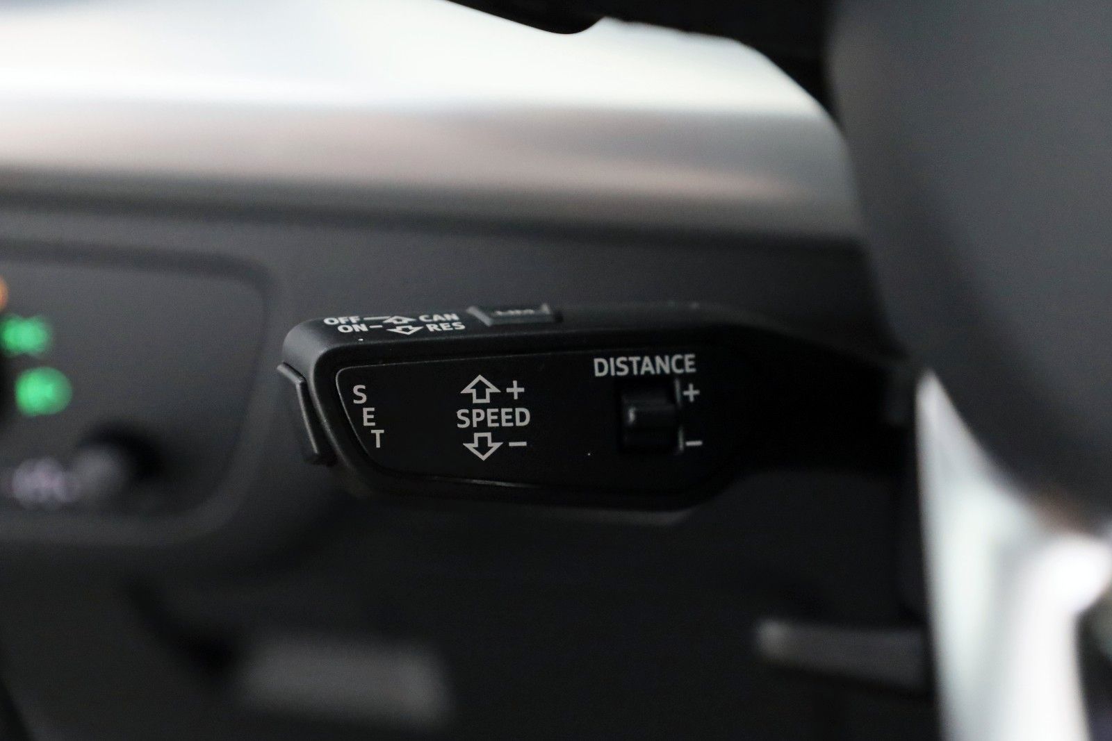 Fahrzeugabbildung Audi Q5 quattro sport Navi,LED,ACC,SH,Kamera,AHK, +WR
