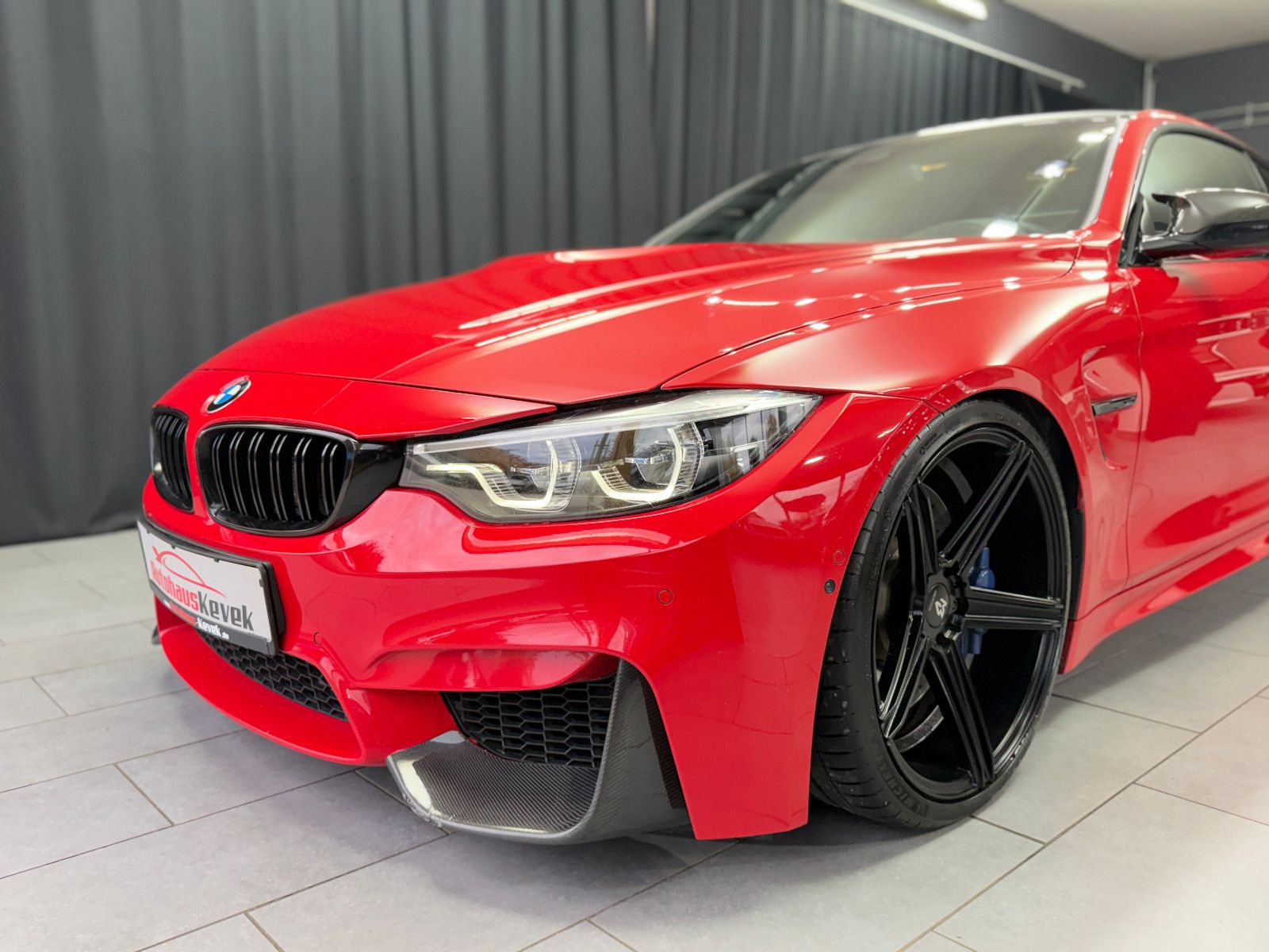 Fahrzeugabbildung BMW M4 Coupe |LCI|INDIVIDUAL|AULITZKY|KW|H/K|