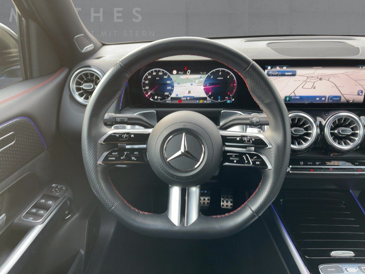 Fahrzeugabbildung Mercedes-Benz GLB 200 d AMG/Night/Kamera/AHK/19''
