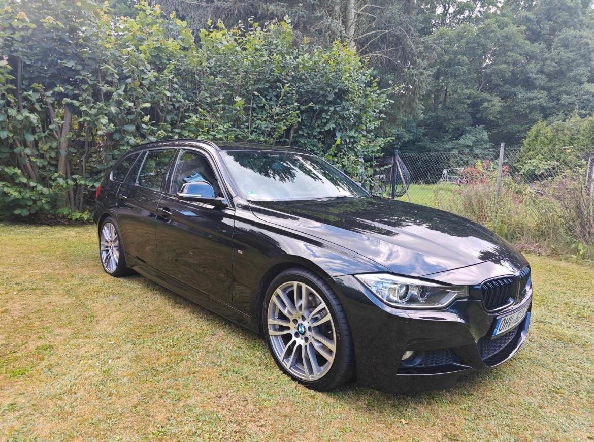 BMW 328i Touring -