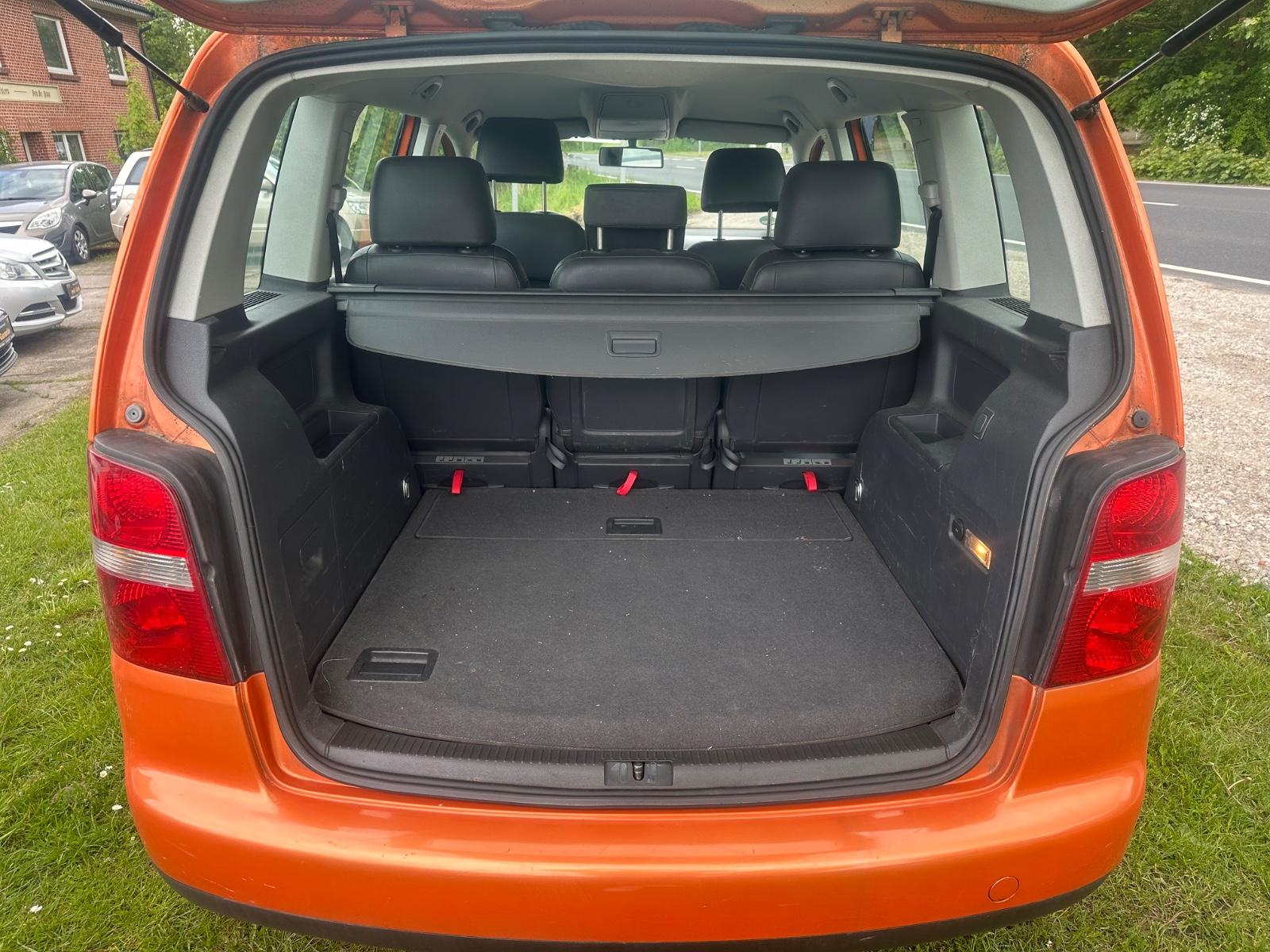 Volkswagen Touran 2005 — photo 9