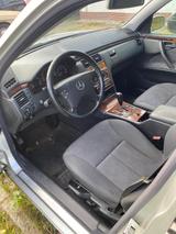 Mercedes-Benz E 280 T 4MATIC ELEGANCE Elegance - gebrauchte Mercedes-Benz E 280 aus dem Jahr 2001