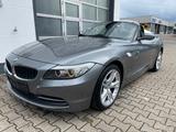 BMW Z4 Roadster 23i/NAVI/SHZ/PDC/BMW-Servicepaket - BMW Z4 aus 2010: Roadster