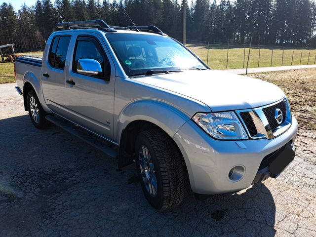 Nissan Navara D40