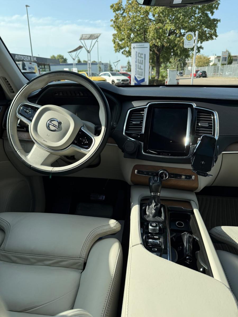 Volvo XC90 2.0 D Inscription AWD*Navi*LED*Head-Up*