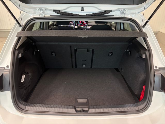 Golf VIII Life 1.5 TSI ACC LED SHZ LENKRADHZG