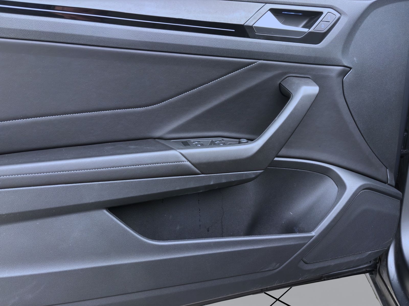 Volkswagen T-Roc - Bild 11