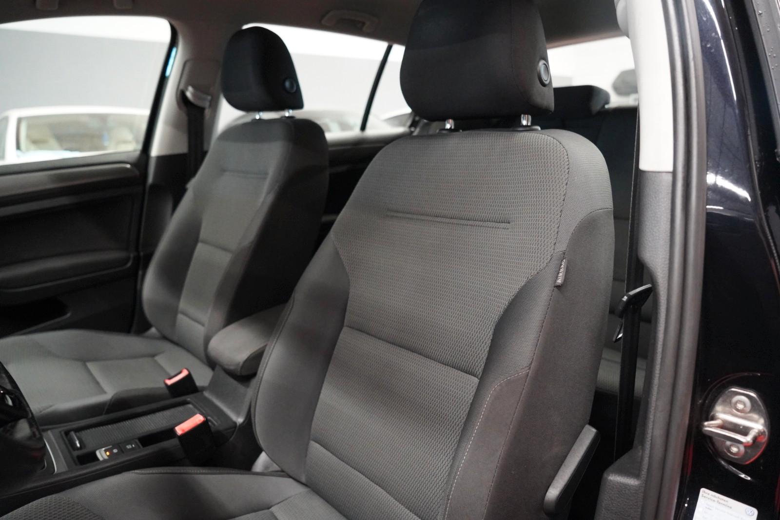 Volkswagen Golf 7 1.4 TSI Lim. Comfortline  6Gang*Klima*