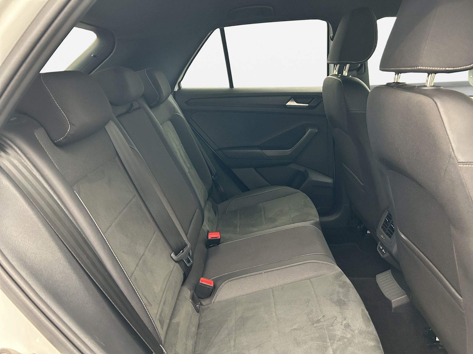 Volkswagen T-Roc - Bild 14