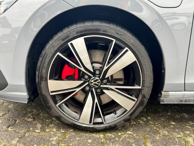 Golf VIII GTE 1.4 TSI DSG LED Navi 18 Zoll