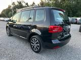 Volkswagen Touran Trendline BMT DSG - VW Touran Gebrauchtwagen in Freiburg