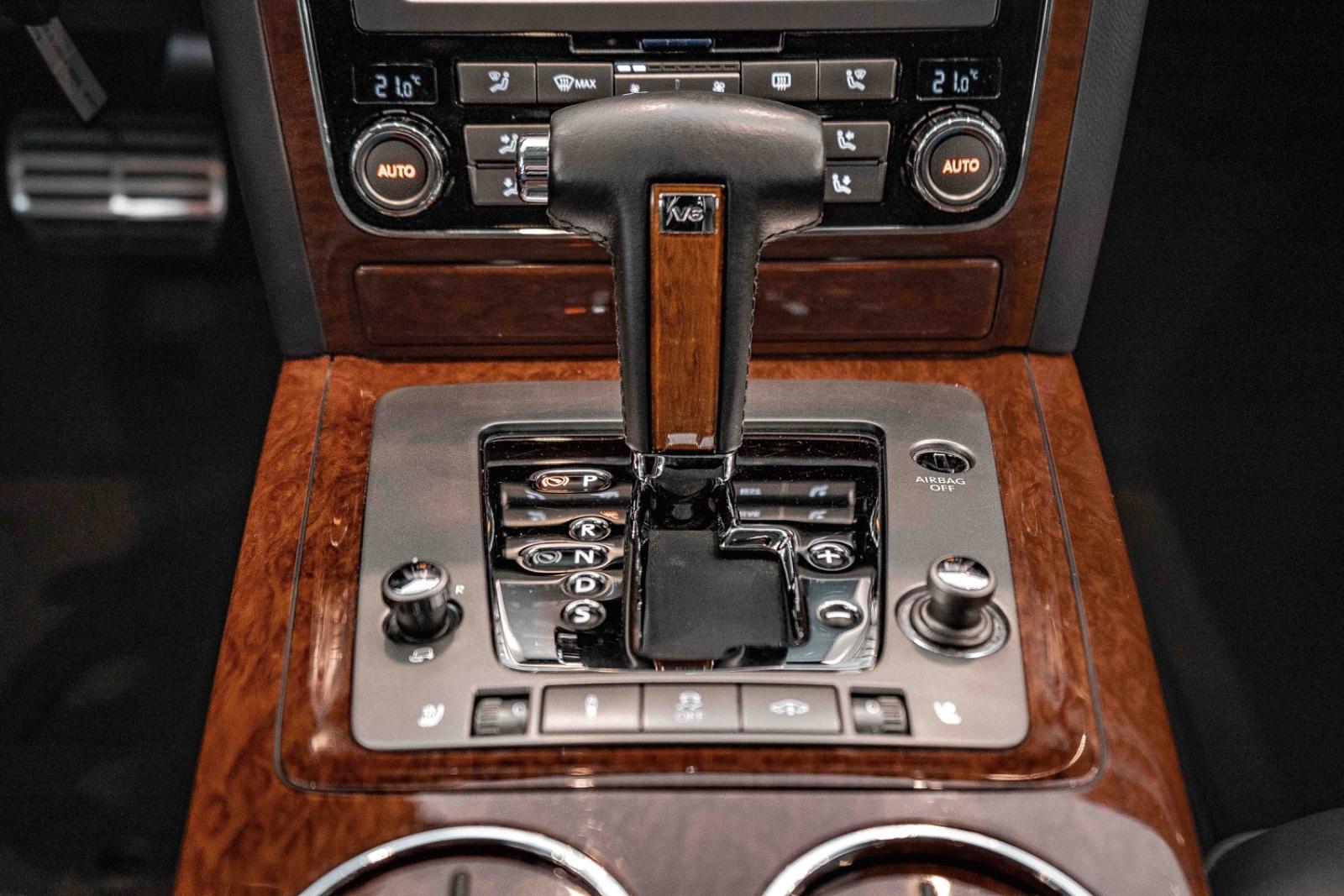Volkswagen Phaeton 3.0 TDI V6 4M Sitzklima Schiebedach 4SHZ