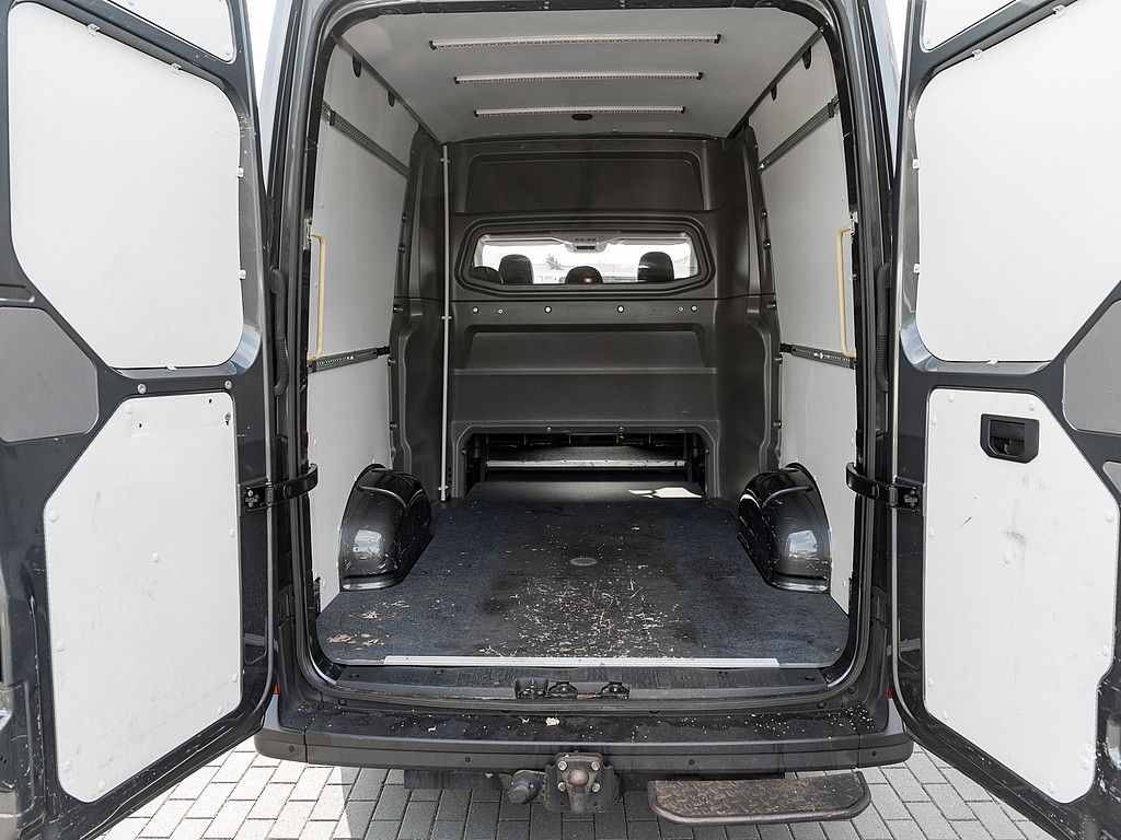 Fahrzeugabbildung Volkswagen Crafter 2.0 TDI PLUS Mixto L2H2 AHK NAVI KAMERA