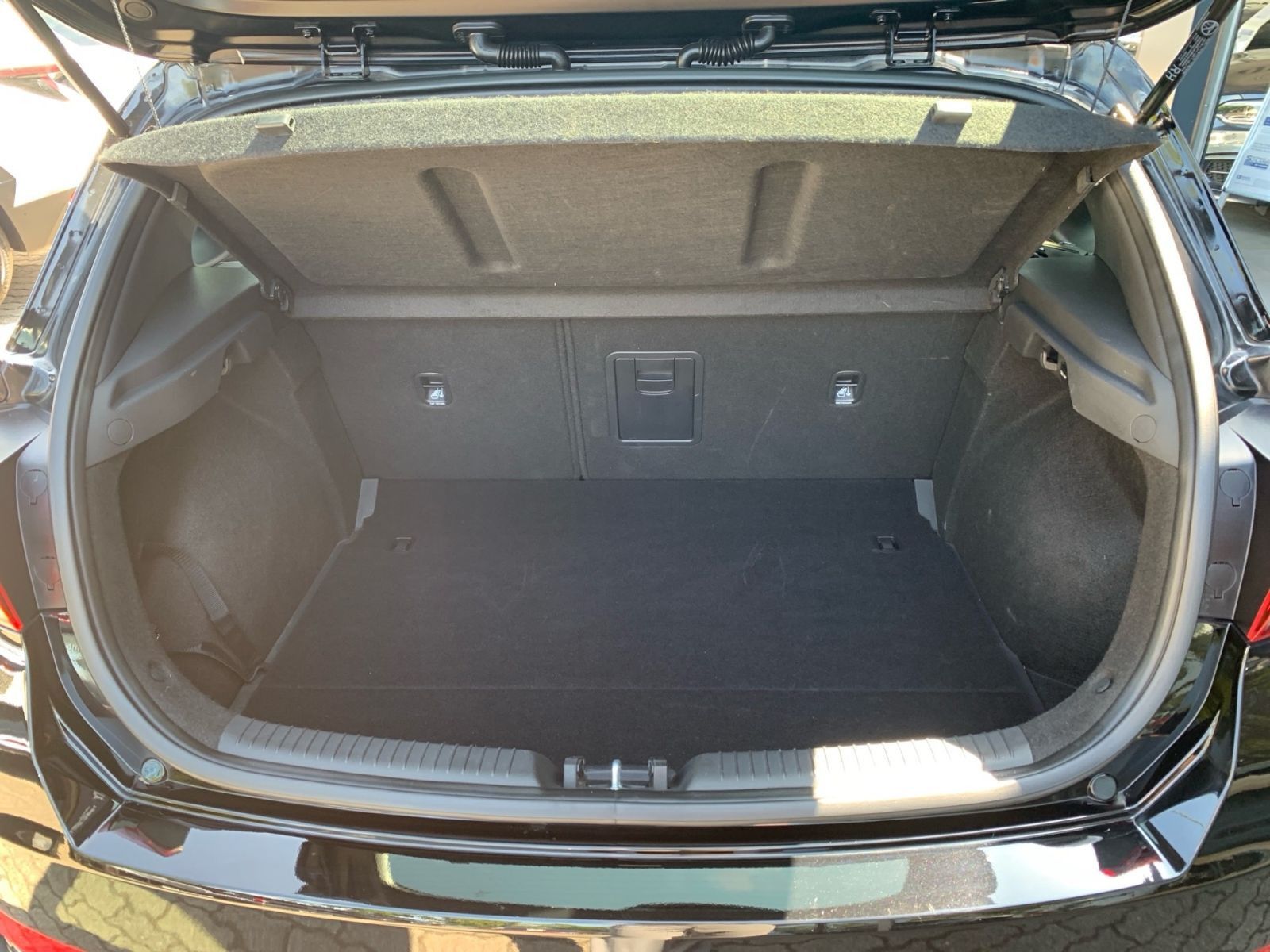 Fahrzeugabbildung Hyundai i30 1.5 T-GDI DCT N-Line Pano