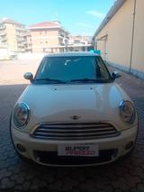 MINI Mini Cooper - weiße MINI Cooper D Clubman