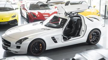 صورة مصغرة 13 لـ 2010 Mercedes-BENZ SLS AMG