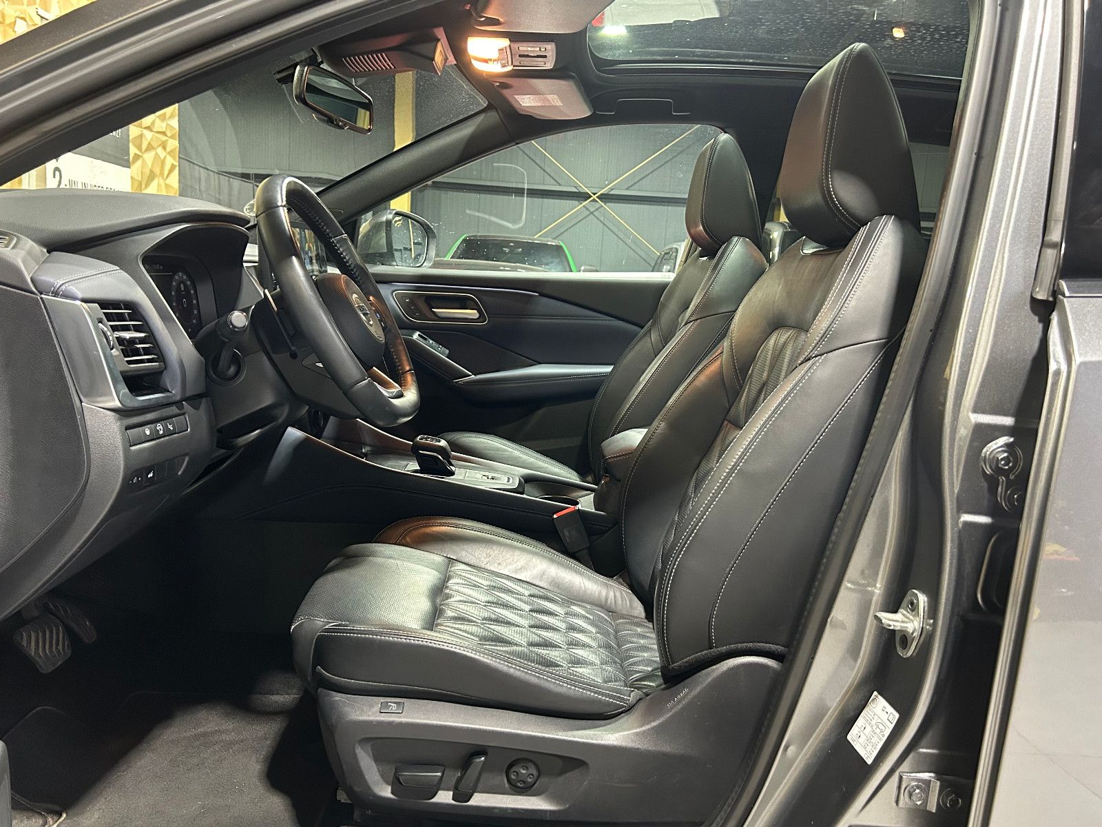 Fahrzeugabbildung Nissan Qashqai Tekna/PANO/360°/APPLE/BOSE/HEAD-UP/SHZ