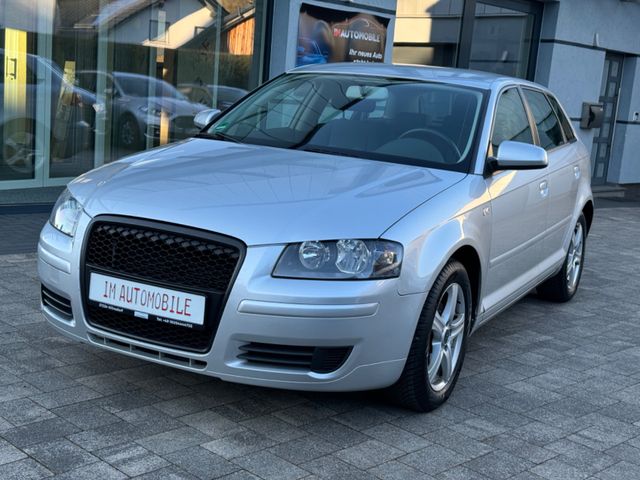 Audi A3 Sportback 1.4 TFSI Attraction Automatik*Navi