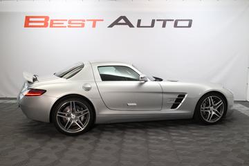 صورة 10 لـ 2010 Mercedes-BENZ SLS AMG