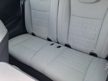 Fiat 500e La Prima 360+Kam.+KeyLess+LED+Navi+Pano