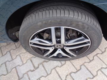 Mercedes V 220 - 11