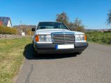 Mercedes-Benz W124, E 260, 6-Zylinder - Mercedes-Benz aus 1987: W124