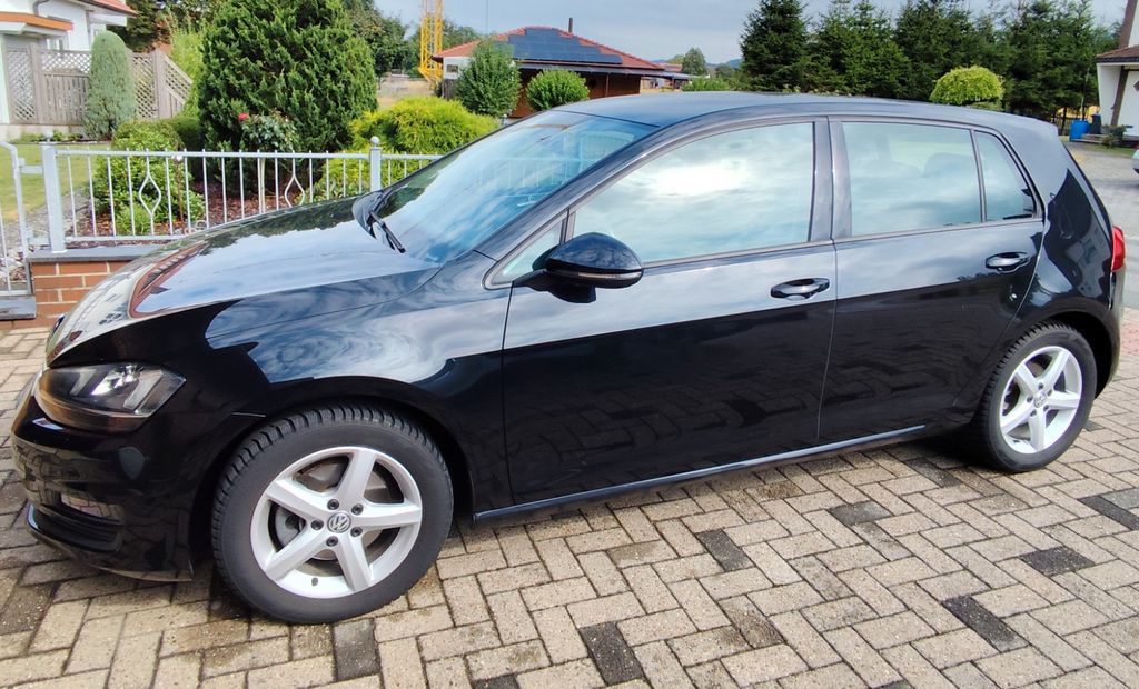 Image of Volkswagen Golf