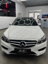 Mercedes-Benz E -Klasse T-Modell E 220 BlueTec AMG 4Matic - Mercedes-Benz E 220 mit Diesel-Antrieb: Weiß
